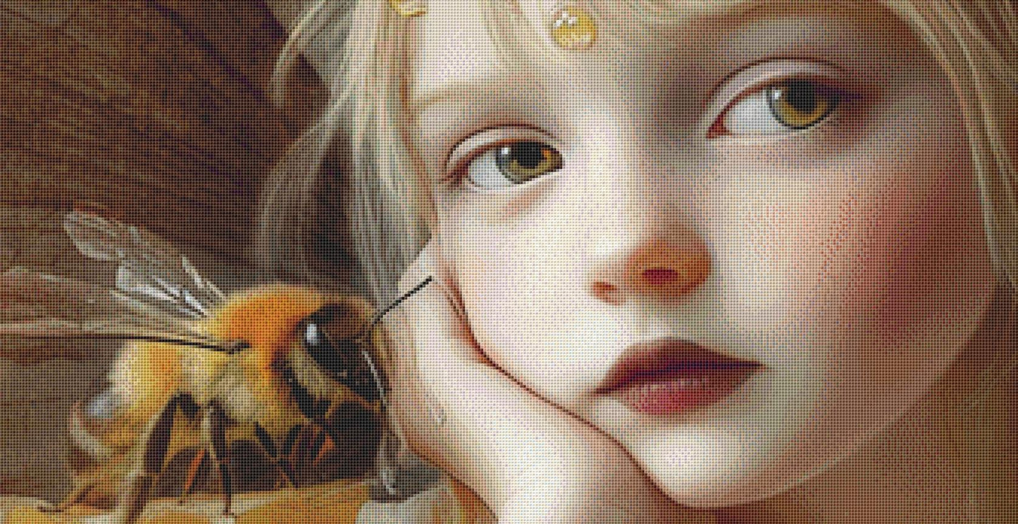 The Queen Bee (Max Size/Color) counted cross stitch pattern by Alisa Smith Willliams (Digital Format)